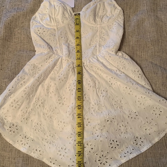 Bershka white eyelet jumper - S - Picture 5 of 10